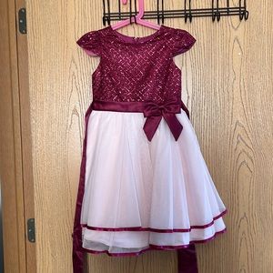 Girls size 6 formal dress